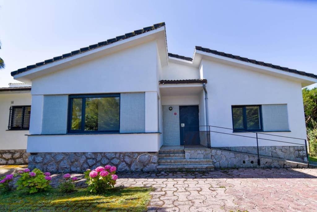 فيلا ¡Nuevo! Espectacular Casa En La Playa De Berria Santoña المظهر الخارجي الصورة